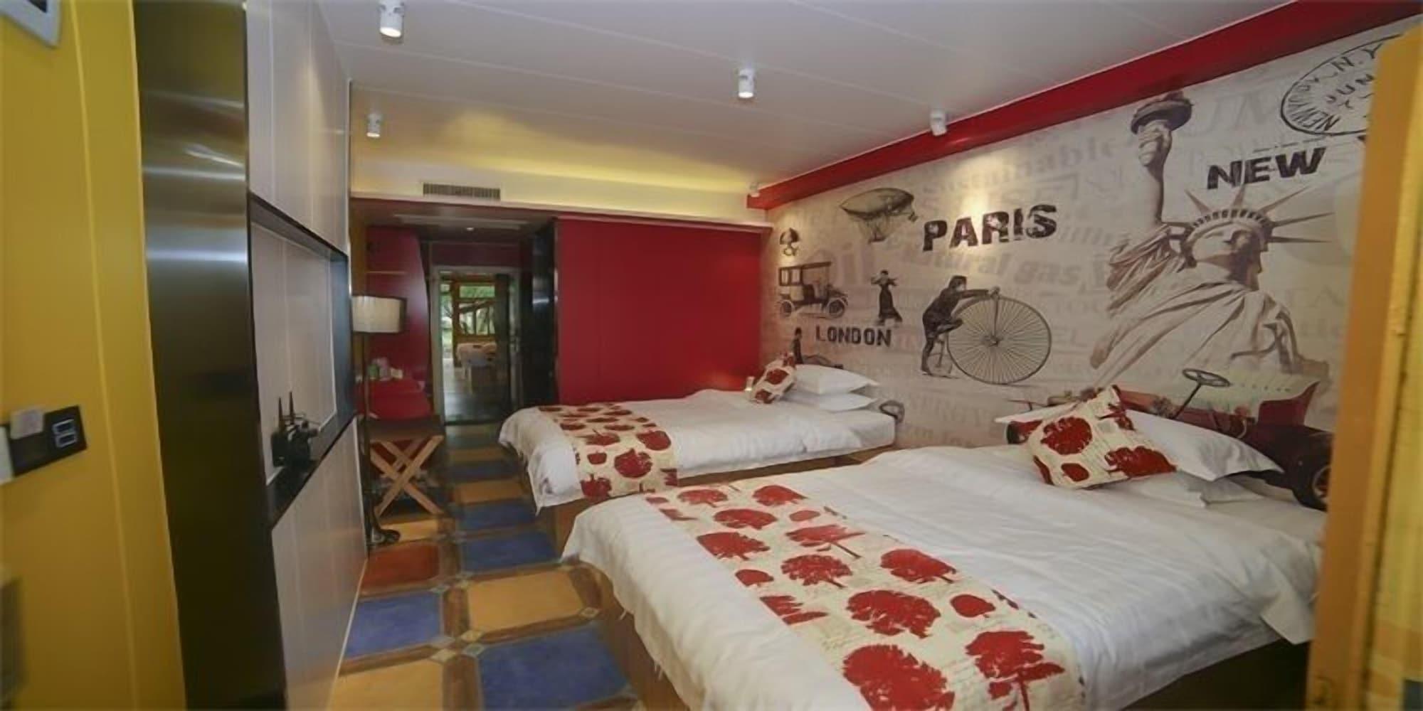Village Utopia Backpackers Hostel Fuling  Exterior photo